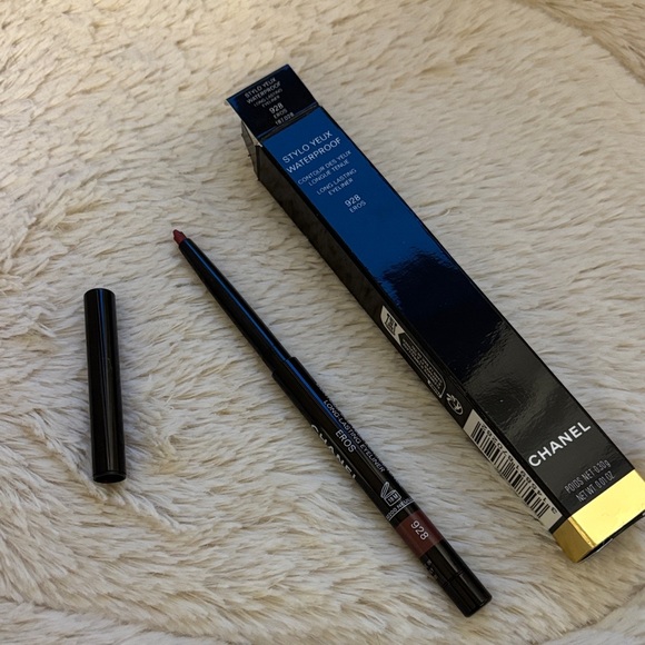 CHANEL Other - Chanel Stylo Yeux Waterproof Eyeliner - EROS #928 Brand New